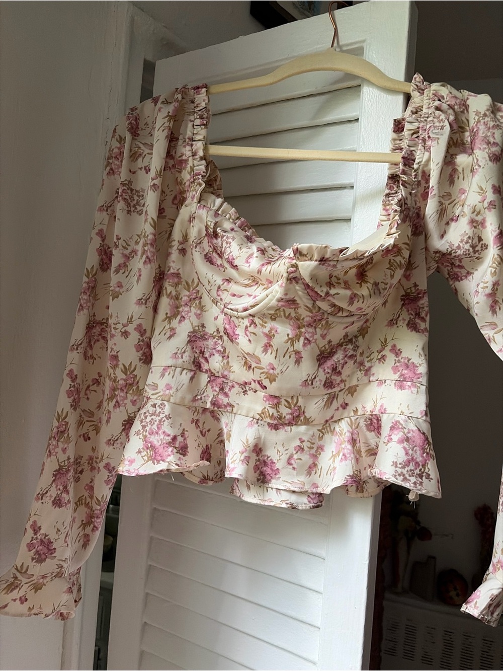 ASTR the Label feminine floral satin top